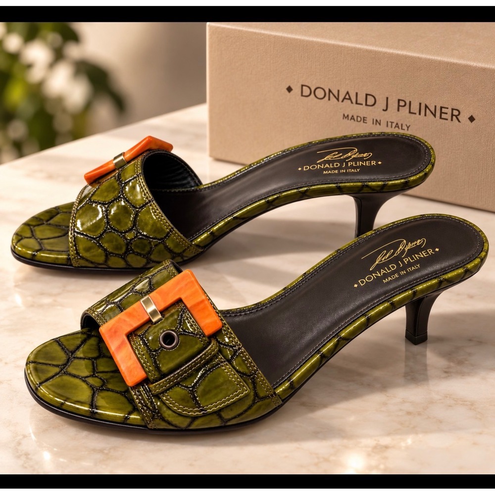NEW Donald J Pliner Kazia Mules Green Croc Patent Leather Kitten Heel Sandals 9M